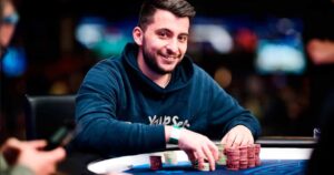 Boris Angelov en el día 4 del main event