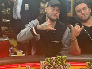 neymar gana 30.000 al poker