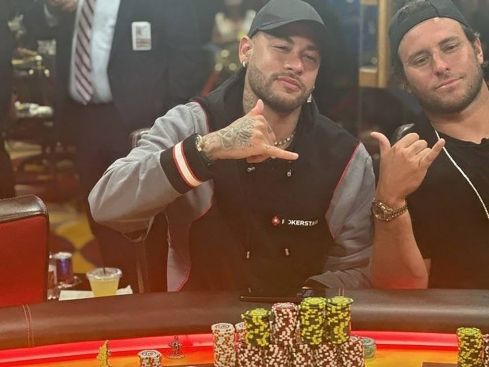 neymar gana 30.000 al poker