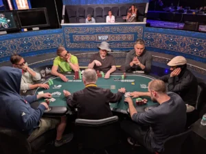 WSOP 2025 : les Français brillent au Jour 9 avec Dubonnet et Milgrom bien placés pour décrocher un bracelet prestigieux.
