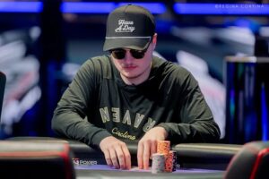 Un superordinateur voit Lucas Jumalon gagner le Main Event des WSOP 2026
