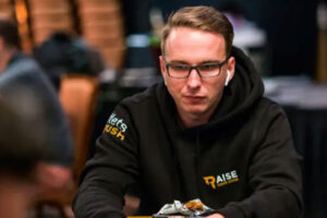 Benjamin Rolle chipleader: wint hij eindelijk de poker bracelet?