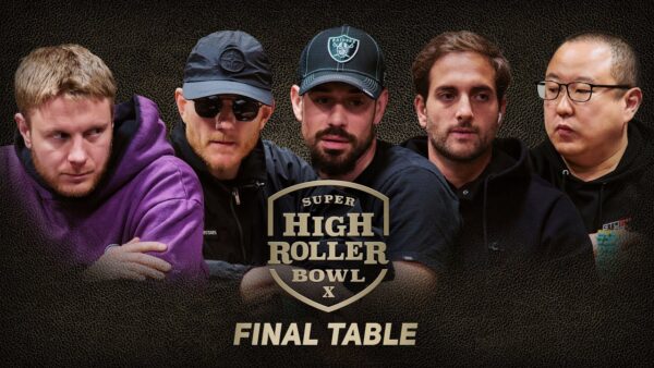 De laatste tafel bij de Super High Roller Bowl X in Las Vegas, met legendes als Jason Koon, Daniel Negreanu en João Simão