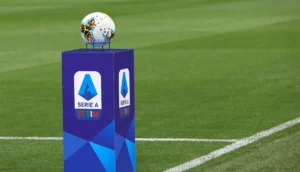 Bild på en fotboll i Serie A som de använder i matcherna.