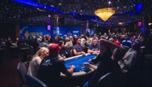 Spelare vid pokerborden under Poker-SM Live.