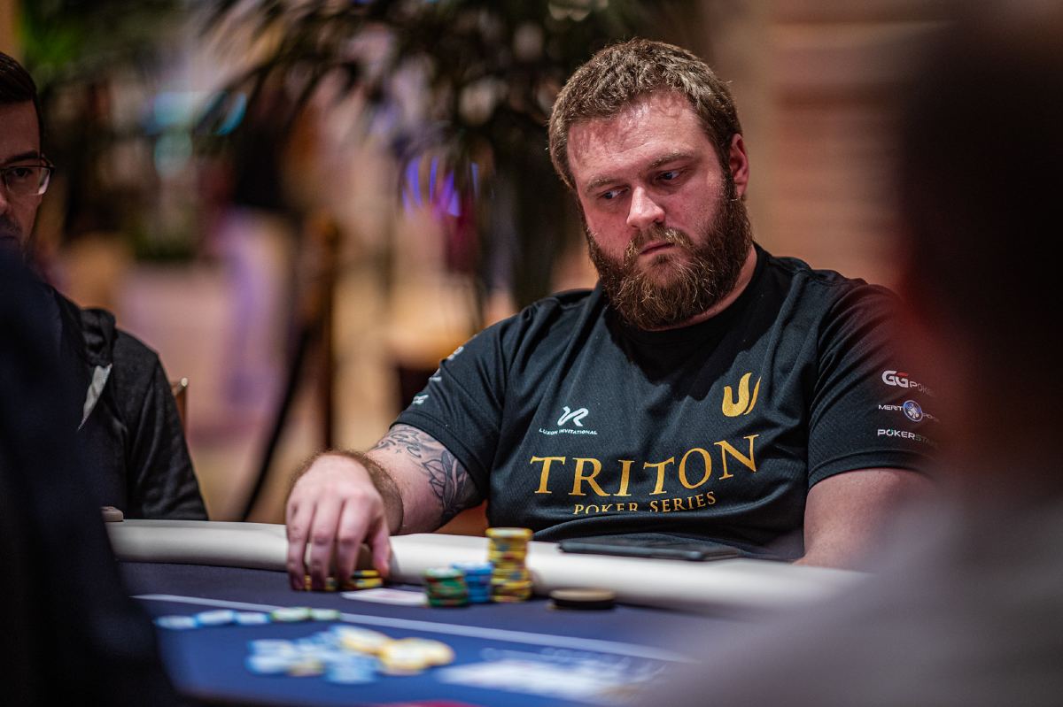 Henrik Hecklen playing poker