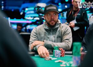 Loren Klein plays at the WSOP