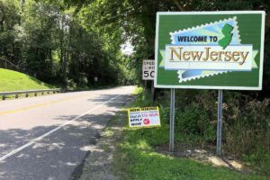 A sign welcoming travelers to New Jersey